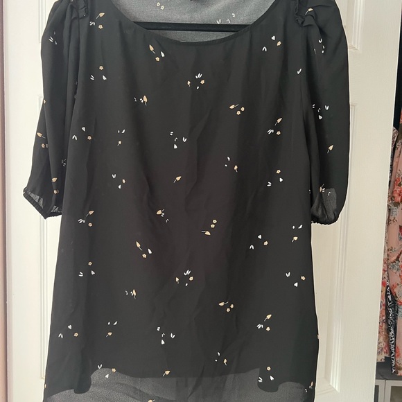 Lot of 3 Ann Taylor Work Blouses, Crème, Black Print and Green Size XL - Picture 5 of 14